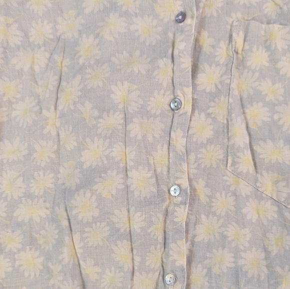 Allen Allen 100% linen daisy print hi-low button up blouse, size small - Picture 2 of 3